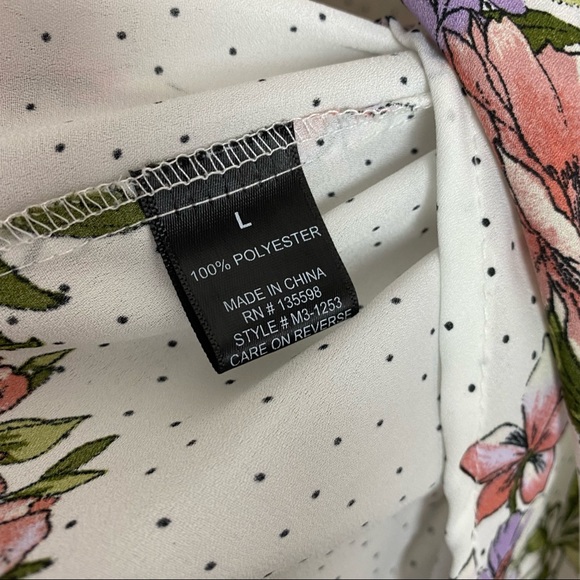 Cure - Women’s Blouse - Picture 7 of 8